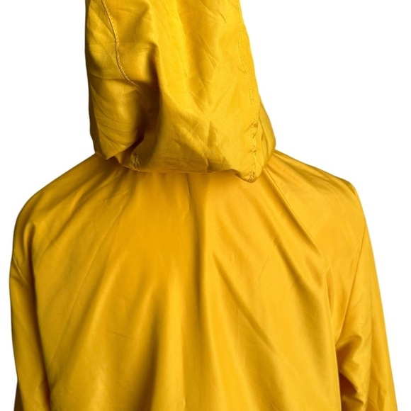 Divided H&M Yellow Lightweight Hoodie Windbreaker Jacket Size Small - Picture 5 of 17